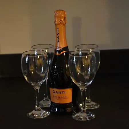 Staynec Coach House - For Company, Contractor & Leisure - Nec, Hs2, Jlr, Airport